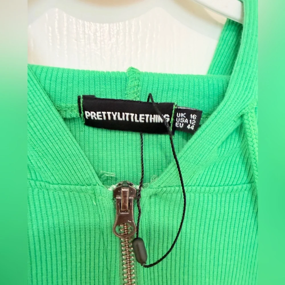 PrettyLittleThing Cropped Zip Up Hoodie Green Size 12 Trendy Y2K - Picture 3 of 5
